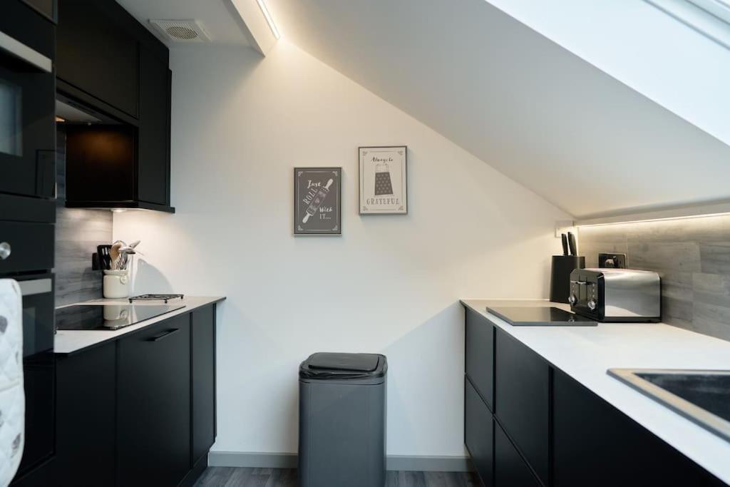 York City Central Apartment And Coffee Shop Eksteriør billede